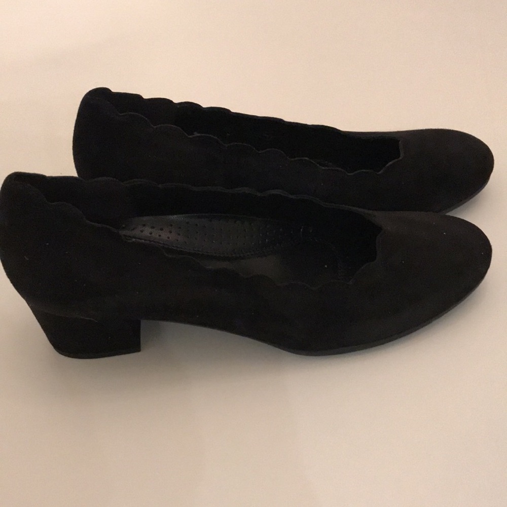 Gabor Sam Black Suede Scalloped Pump Heels